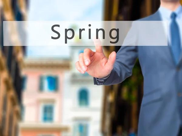 What Homeowners Should Know About Seasonal AC Maintenance and Repairs