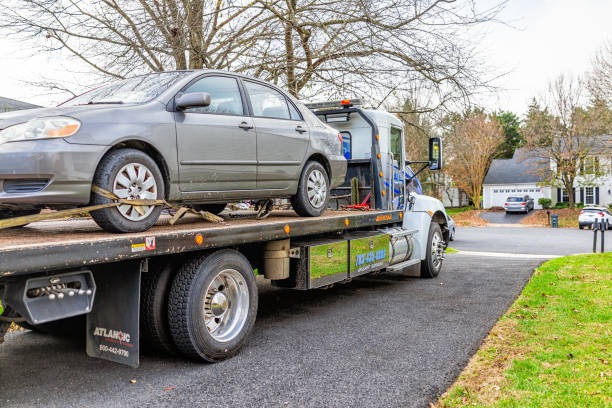Dependable tow truck near me for Emergency Road Service